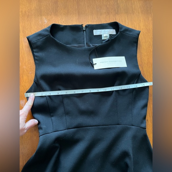 NWT French Connection Classic Black Dress - Picture 4 of 7